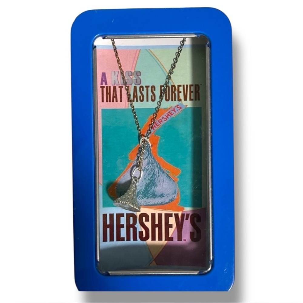 Hershey's Hope Paige Designs Sterling Silver Kiss pendant NEW in tin